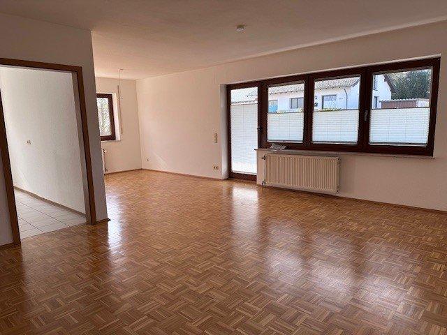 Erdgeschoßwohnung Bad Wildungen - 3 Zimmer, 98 m&sup2;, 736&euro; | Angebot:26277698