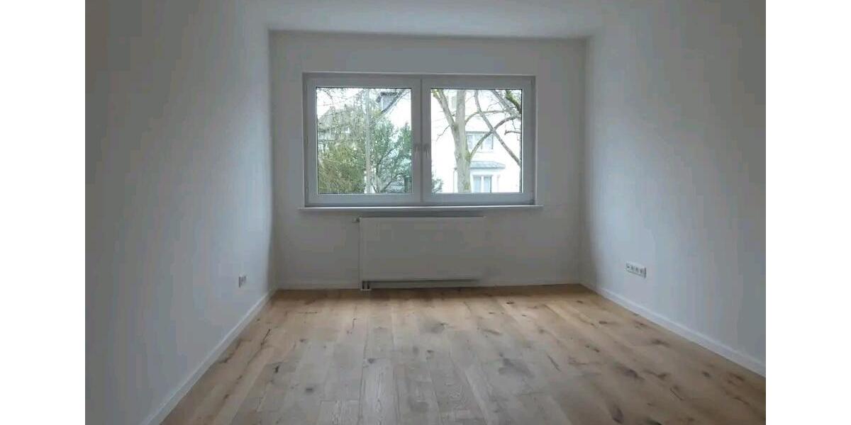 Etagenwohnung Wiesbaden Biebrich - 4 Zimmer, 81 m&sup2;, 1.500&euro; | Angebot:25813611