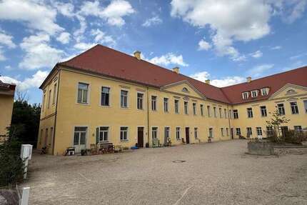 Wohnung zum Mieten in Klipphausen 791 € 87.9 m²