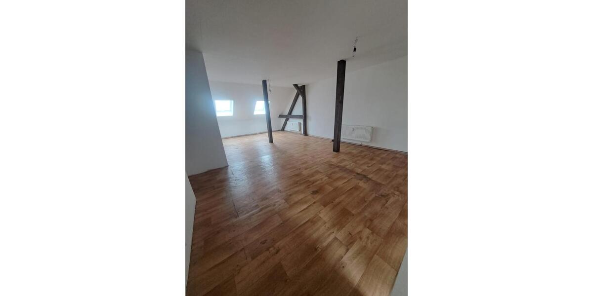 Dachgeschoßwohnung Rathenow - 2 Zimmer, 60 m&sup2;, 480&euro; | Angebot:26067675