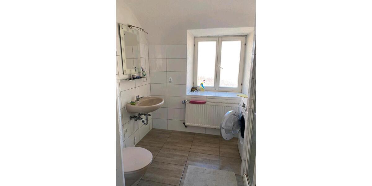 Etagenwohnung Simbach - 2 Zimmer, 300&euro; | Angebot:22671323