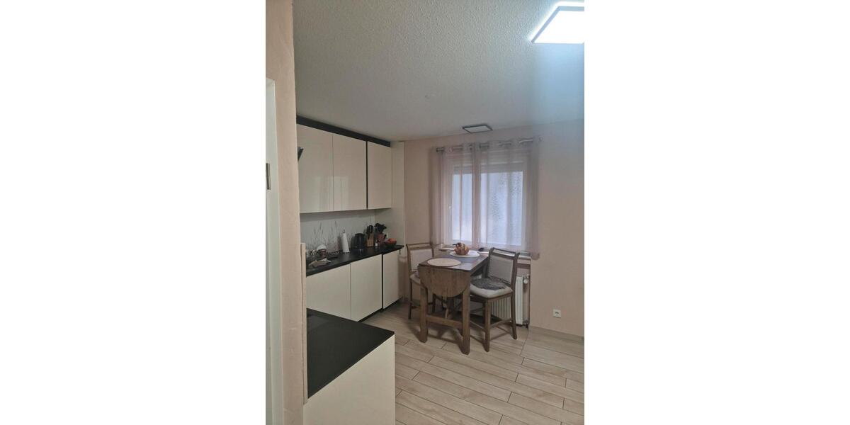 Erdgeschoßwohnung Wiesbaden Nordost - 3 Zimmer, 89 m&sup2;, 1.920&euro; | Angebot:24795644