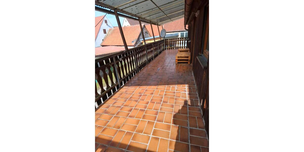 Bauernhaus, Landhaus Abenberg - 7 Zimmer, 200 m&sup2;, 1.200&euro; | Angebot:25872937