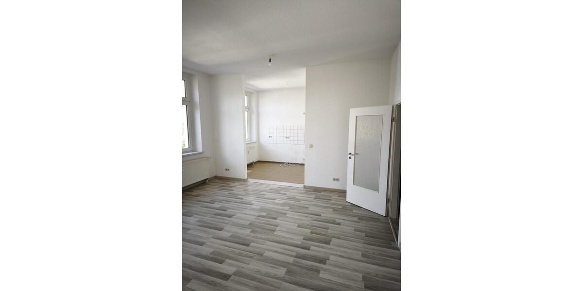 Etagenwohnung Bad Freienwalde (Oder) - 3 Zimmer, 91 m&sup2;, 680&euro; | Angebot:25307448