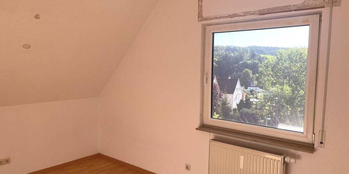Etagenwohnung Neuhaus-Schierschnitz Schierschnitz - 4 Zimmer, 105 m&sup2;, 579&euro; | Angebot:22704617