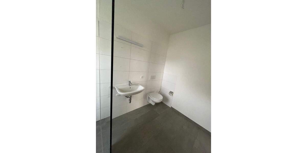 Etagenwohnung Trier Ehrang - 2 Zimmer, 55 m&sup2;, 660&euro; | Angebot:26703225