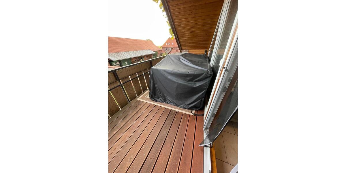 Dachgeschoßwohnung Edemissen - 4 Zimmer, 122 m&sup2;, 950&euro; | Angebot:25804869