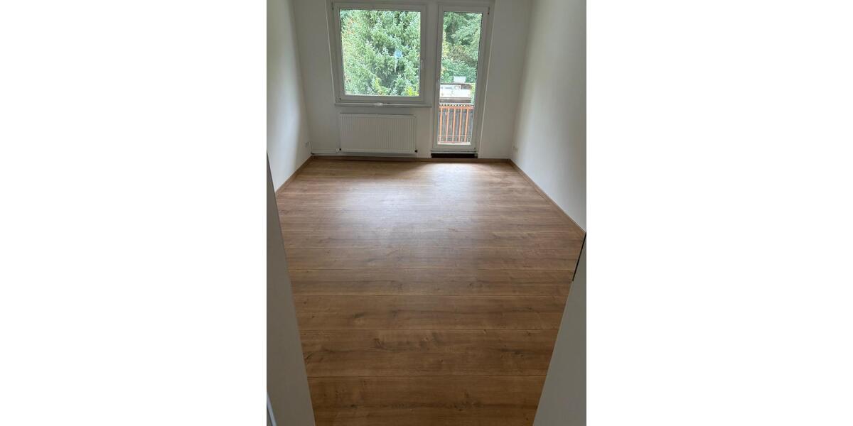 Frisch renovierte kleine 4-Zimmer-Wohnung auf dem Land 4 zimmer