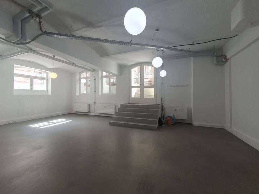 Büro in Berlin 2.604,20 € 179.6 m²