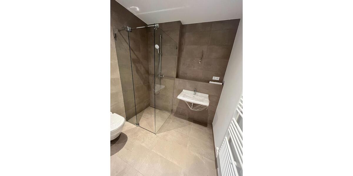 Etagenwohnung Hannover Vahrenwald-List - 3 Zimmer, 94 m&sup2;, 1.598&euro; | Angebot:26144580