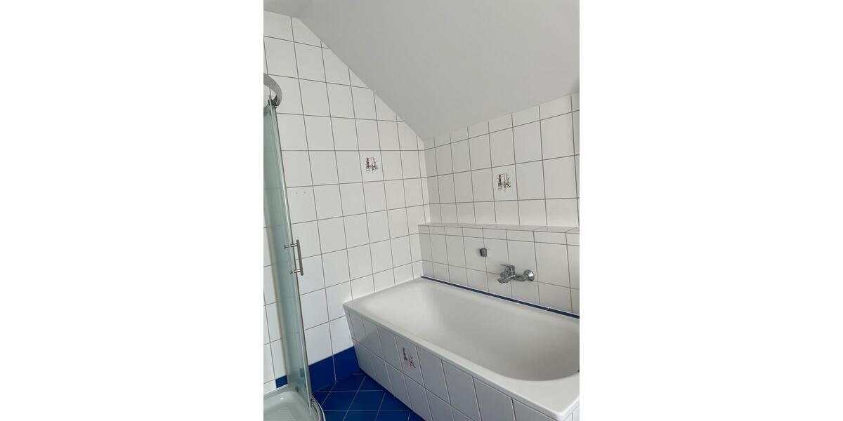 Wohnen auf Zeit Artern - 4 Zimmer, 98 m&sup2;, 59&euro; | Angebot:26580030