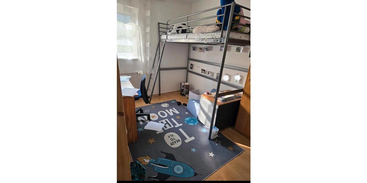 Erdgeschoßwohnung Rosbach vor der Höhe - 3 Zimmer, 90 m&sup2;, 1.000&euro; | Angebot:25902149