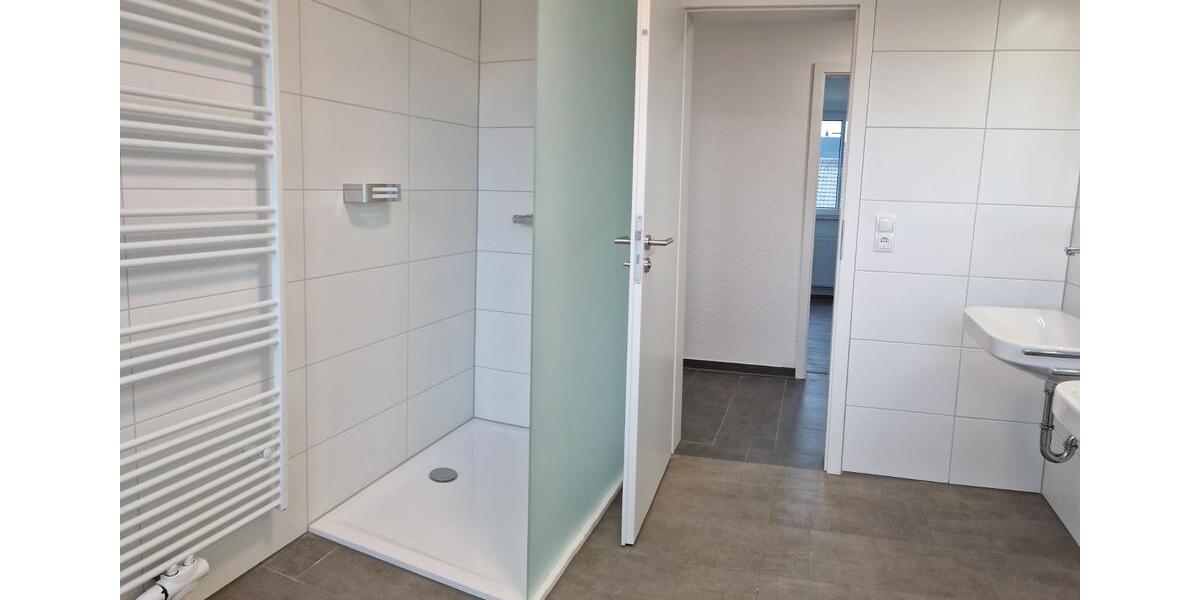 Dachgeschoßwohnung Surwold - 4 Zimmer, 91 m&sup2;, 700&euro; | Angebot:26313545