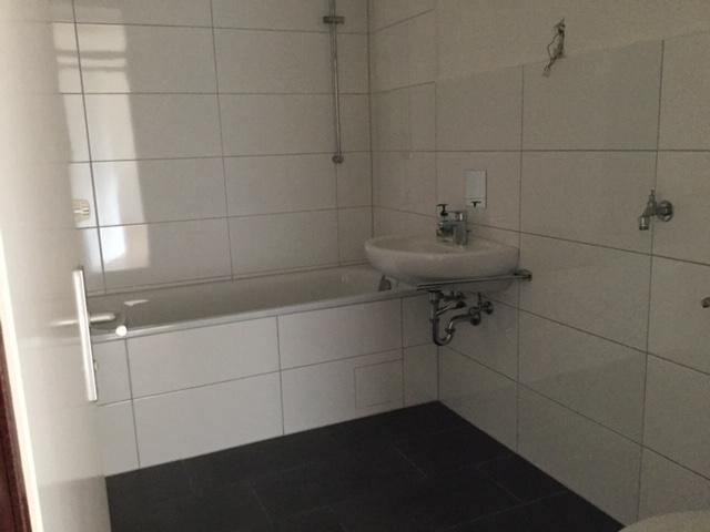 Etagenwohnung Siegen Dillnhütten - 3 Zimmer, 82 m&sup2;, 729&euro; | Angebot:26089494