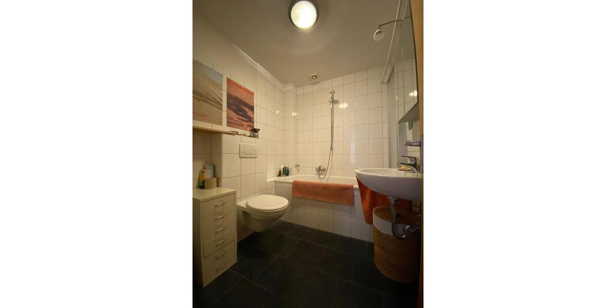 Dachgeschoßwohnung Wuppertal Elberfeld - 4 Zimmer, 90 m&sup2;, 595&euro; | Angebot:25148780