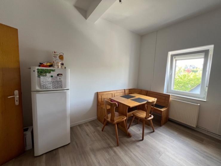 Wohnen auf Zeit Netphen - 16 Zimmer, 76 m&sup2;, 350&euro; | Angebot:26604078
