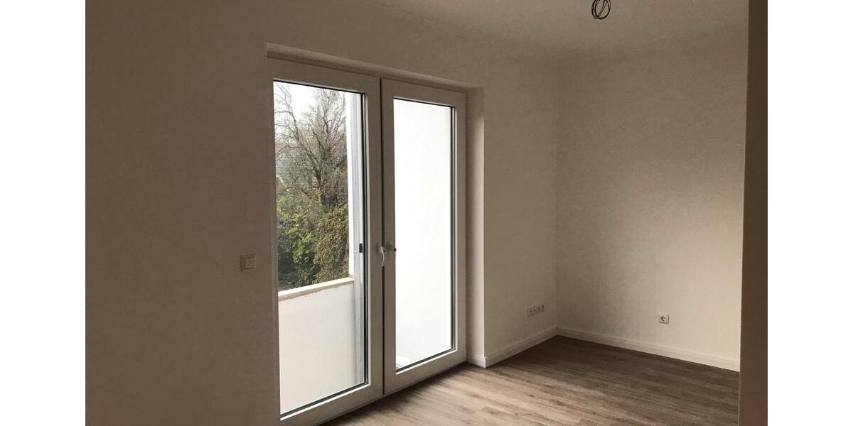 Dachgeschoßwohnung Brunsbüttel - 2 Zimmer, 42 m&sup2;, 692&euro; | Angebot:25452950