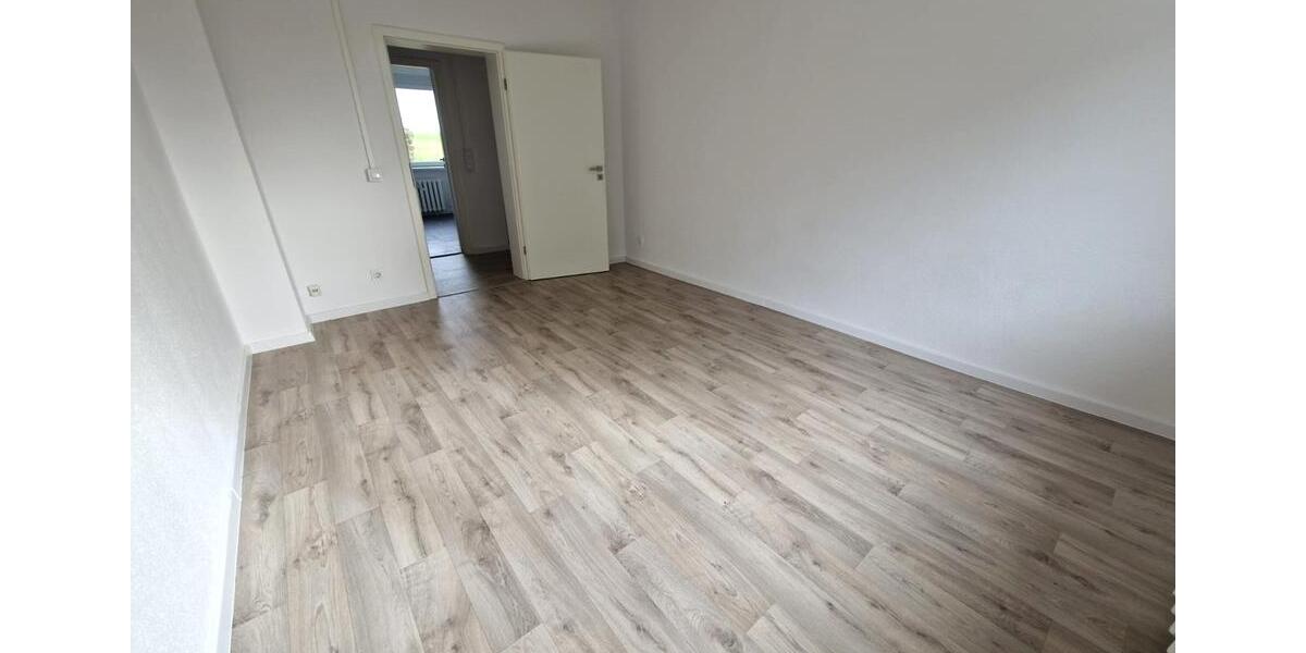 *AKTIONSWOHNUNG* Neu kalkuliert: 4-Raum-Wohnung jetzt noch attraktiver im Preis! 4 zimmer