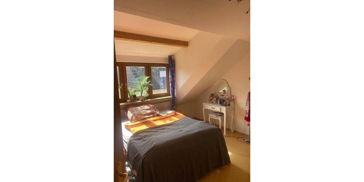 Dachgeschoßwohnung München Bogenhausen - 1 Zimmer, 14 m&sup2;, 560&euro; | Angebot:26591698