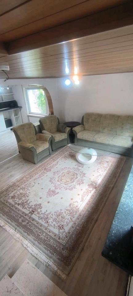 Gemütliche kleine Wohnung 37 m² in Familienhaus