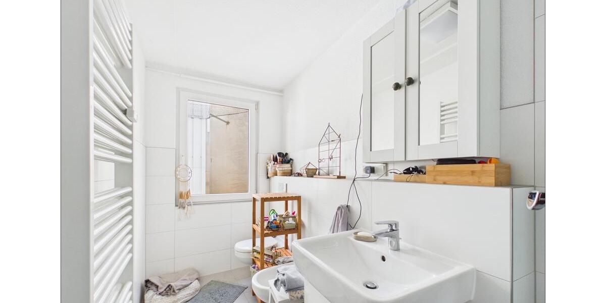 Etagenwohnung Aschaffenburg Österreicher Kolonie - 4 Zimmer, 140 m&sup2;, 1.750&euro; | Angebot:25440810