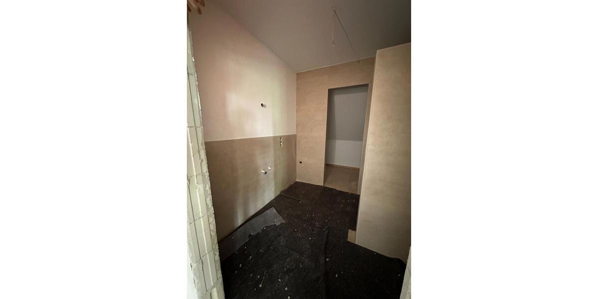 Dachgeschoßwohnung Cappeln (Oldenburg) - 2 Zimmer, 66 m&sup2;, 660&euro; | Angebot:25407777