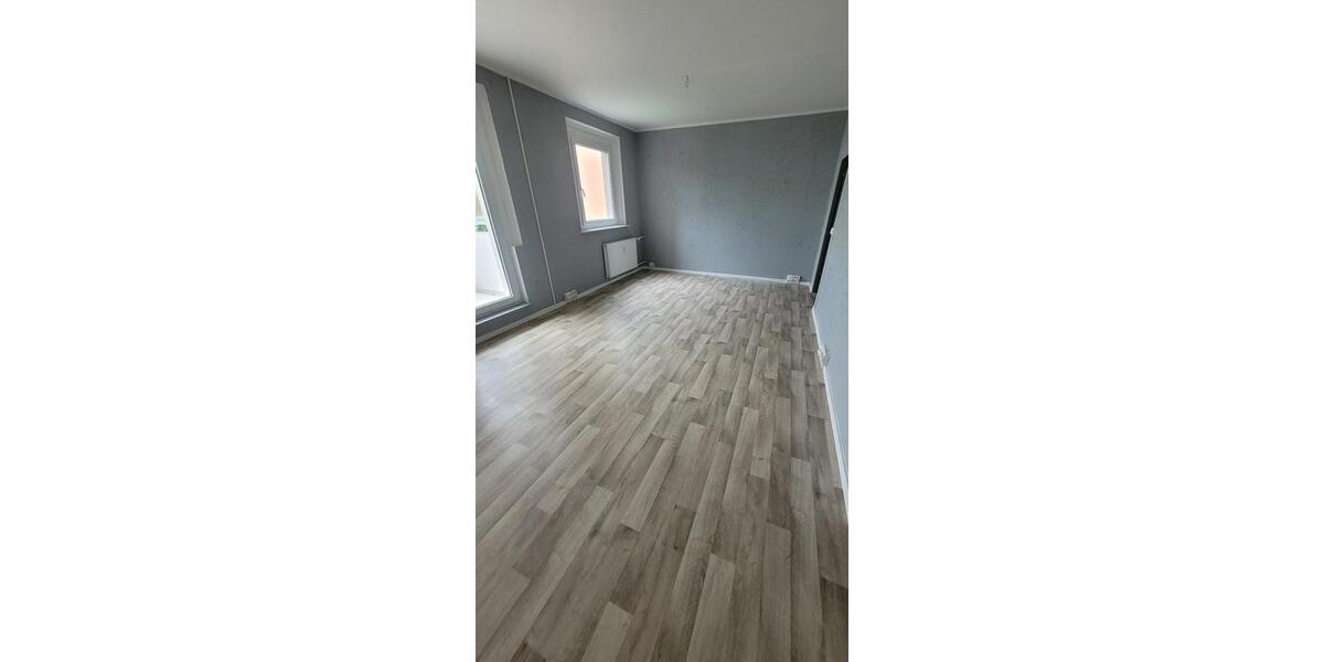 Etagenwohnung Marienberg - 3 Zimmer, 69 m&sup2;, 366&euro; | Angebot:26232042