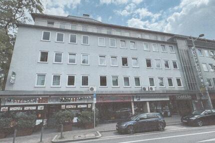 Ladenlokal an frequentierter Einfallstraße zur City