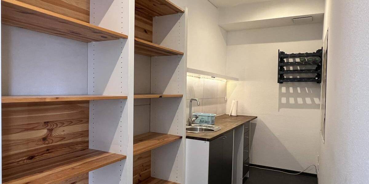 Gewerbeobjekt Hamburg Jenfeld - 4 Zimmer, 94 m&sup2;, 1.700&euro; | Angebot:26161591