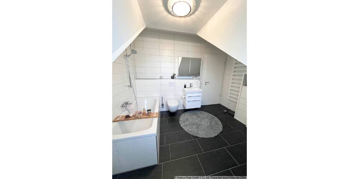 Etagenwohnung Isen - 3 Zimmer, 105 m&sup2;, 1.350&euro; | Angebot:26742072