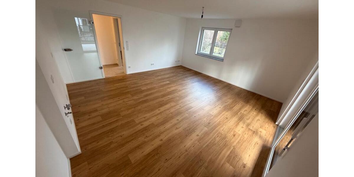 Terrassenwohnung Tegernheim - 3 Zimmer, 88 m&sup2;, 1.775&euro; | Angebot:25613971