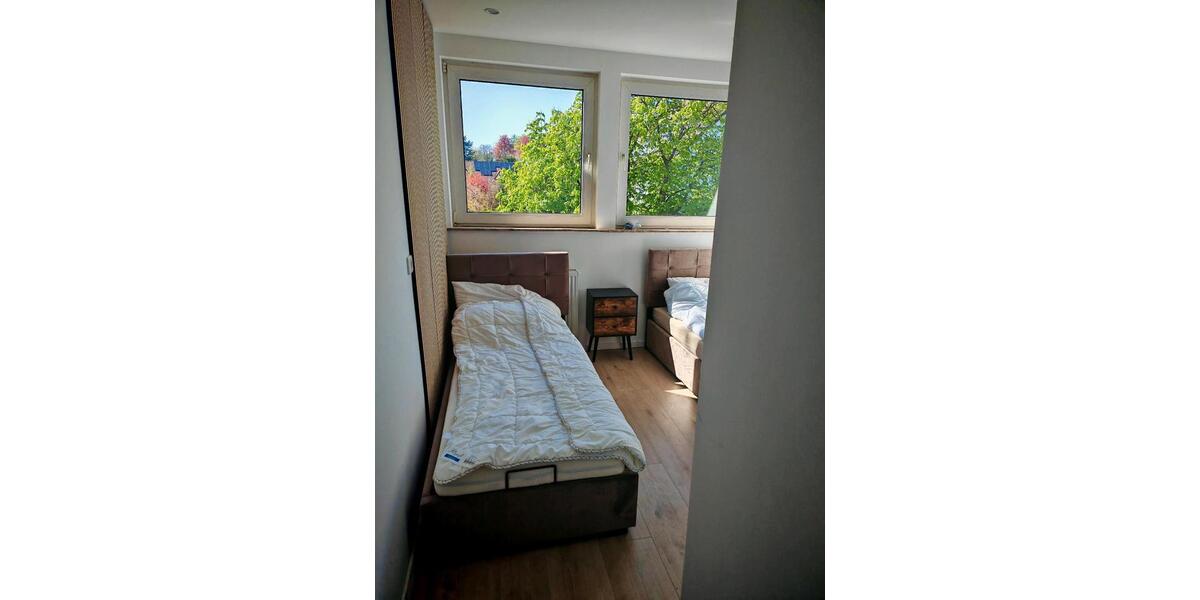 Wohnen auf Zeit Horn-Bad Meinberg Bad Meinberg - 6 Zimmer, 15 m&sup2;, 30&euro; | Angebot:26257876