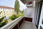 Schmucke 3RaumWohnung im Erstbezug, gepflegt und ordentlich.