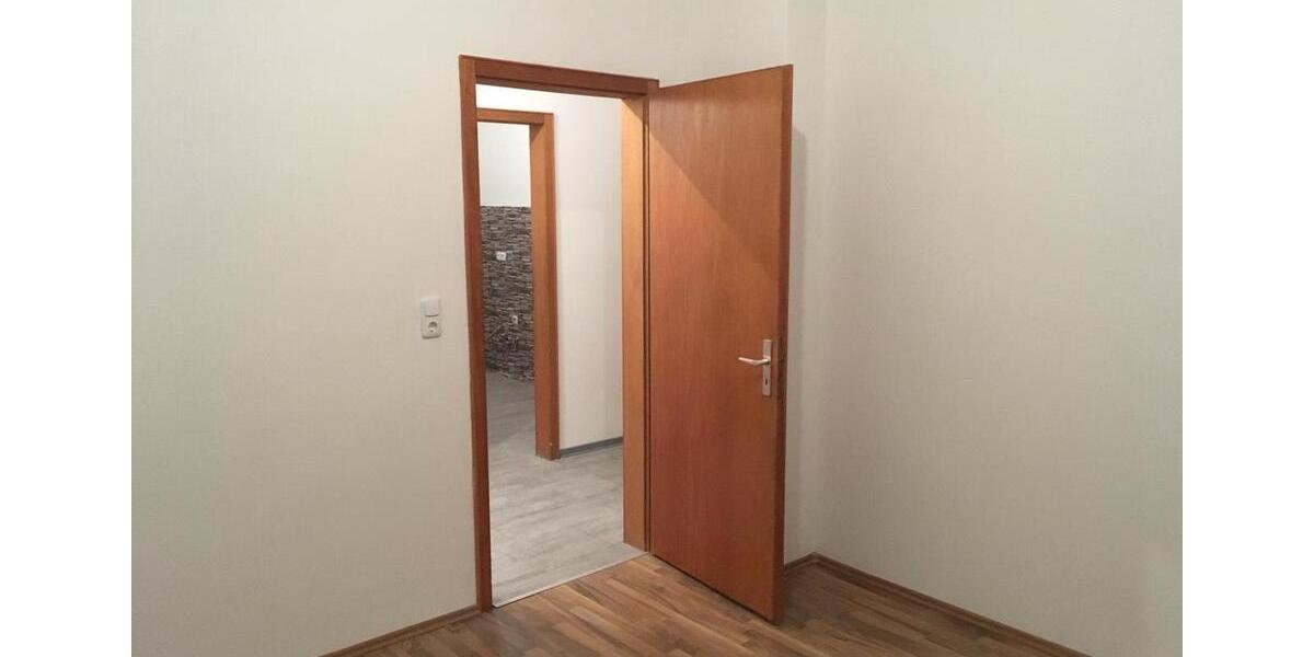 Erdgeschoßwohnung Celle Neustadt/Heese - 4 Zimmer, 80 m&sup2;, 900&euro; | Angebot:26433472