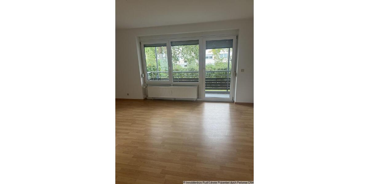 Erdgeschoßwohnung Deggendorf - 3.5 Zimmer, 91 m&sup2;, 790&euro; | Angebot:26548873