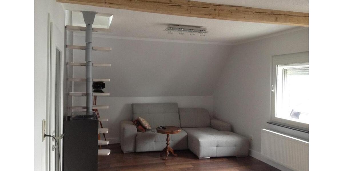 Dachgeschoßwohnung Gummersbach Berstig Süd - 3 Zimmer, 90 m&sup2;, 680&euro; | Angebot:26650118
