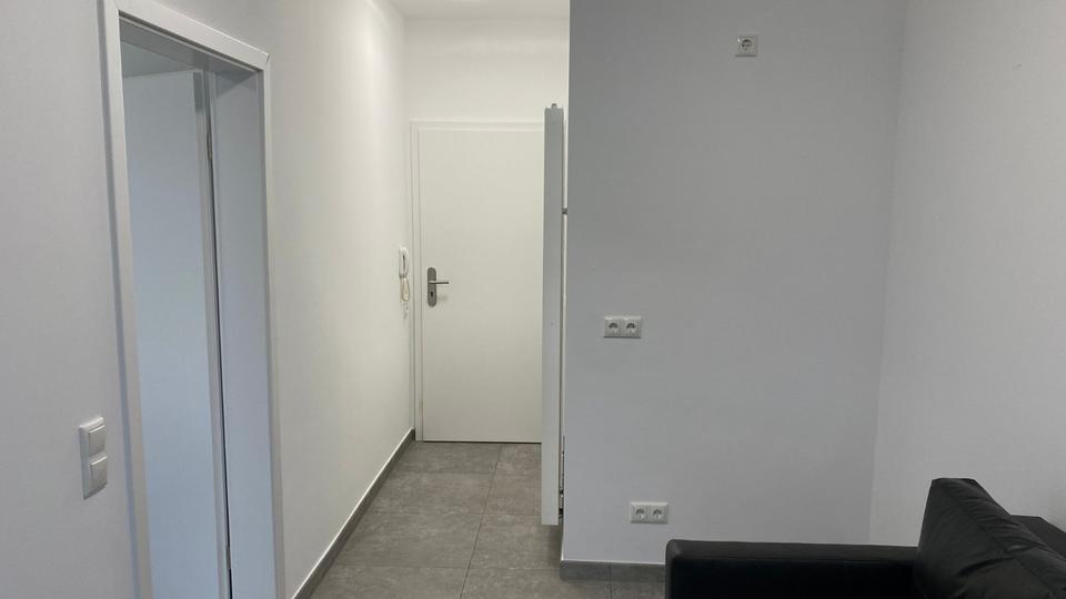 Wohnen auf Zeit Frankfurt am Main Bonames - 2 Zimmer, 30 m&sup2;, 675&euro; | Angebot:24118272