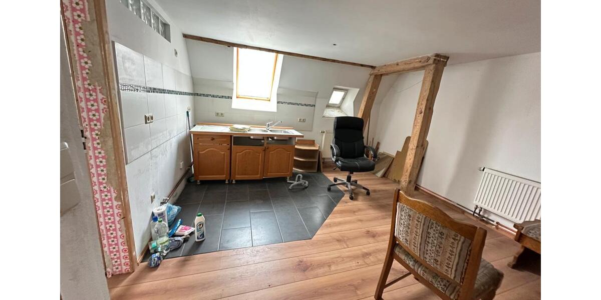 Dachgeschoßwohnung Seifhennersdorf - 2 Zimmer, 50 m&sup2;, 398&euro; | Angebot:25839938