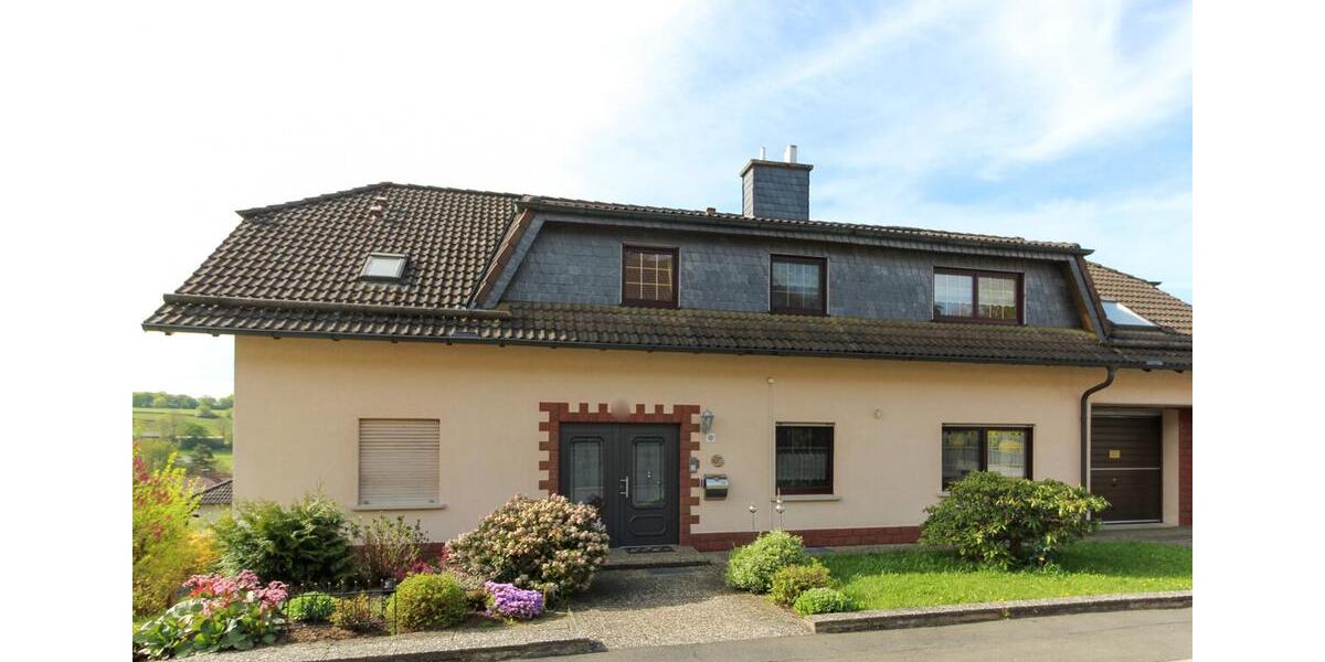 Etagenwohnung Schlüchtern - 4 Zimmer, 100 m&sup2;, 750&euro; | Angebot:26442082