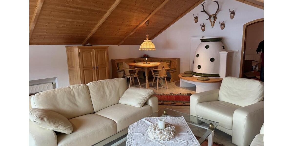 Dachgeschoßwohnung Kochel am See - 3 Zimmer, 120 m&sup2;, 1.620&euro; | Angebot:26152284