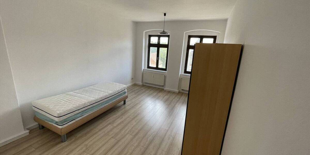 Etagenwohnung Görlitz Innenstadt - 3 Zimmer, 86 m&sup2;, 435&euro; | Angebot:26042932