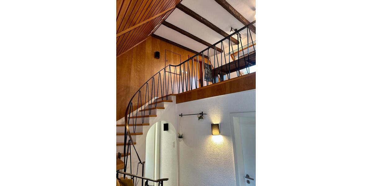 Haus zu vermieten zwei Wohnungen in DHH 6 zimmer