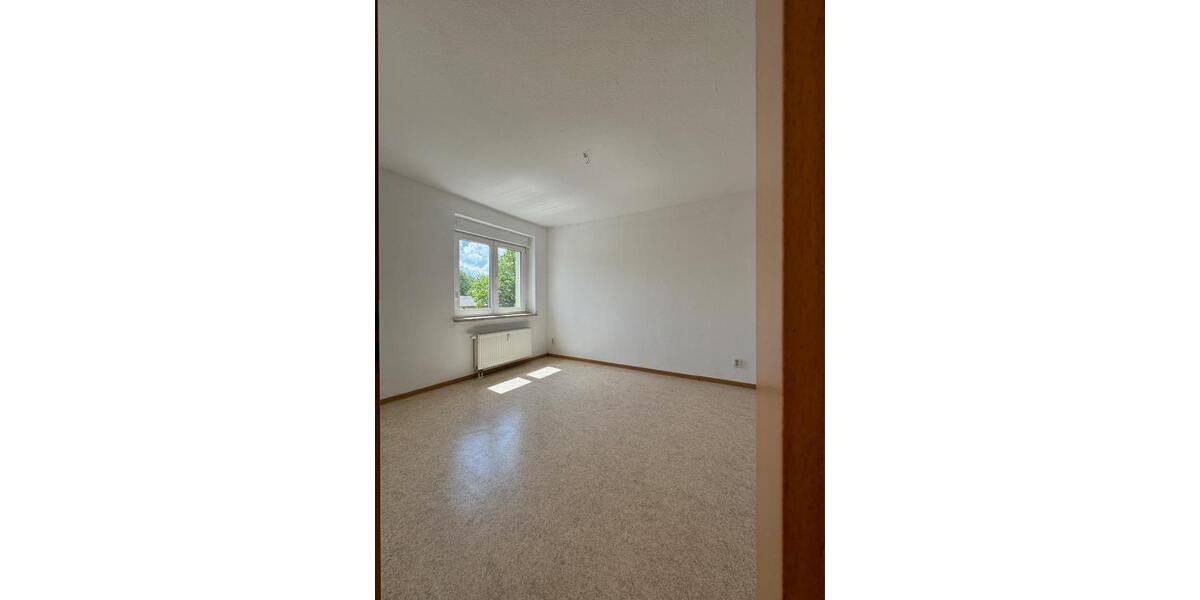 Etagenwohnung Weißwasser (Oberlausitz) - 2 Zimmer, 56 m&sup2;, 330&euro; | Angebot:26380111