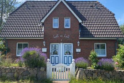 Haus Nebel - 4 Zimmer, 67 m&sup2;, 1.200&euro; | Angebot:26698410