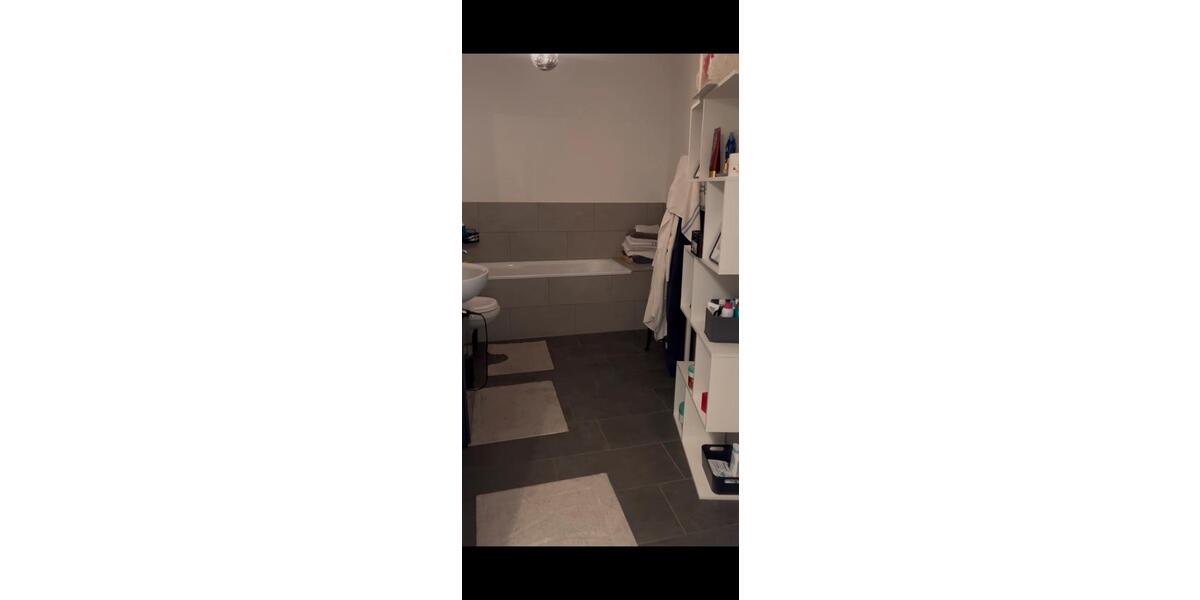 Etagenwohnung Hamburg Alsterdorf - 3 Zimmer, 102 m&sup2;, 1.930&euro; | Angebot:26701106
