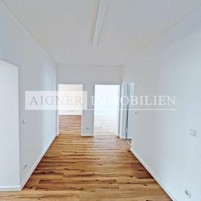 Büro in München 2.225 € 93 m²