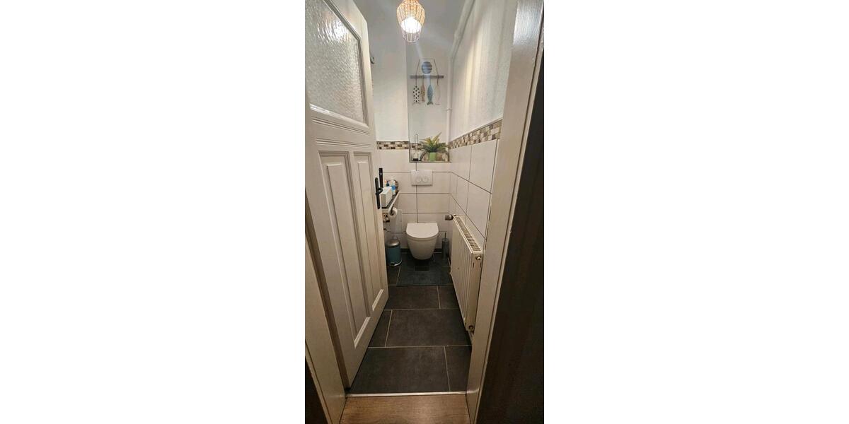 Dachgeschoßwohnung Gotha - 4 Zimmer, 105 m&sup2;, 770&euro; | Angebot:26019228