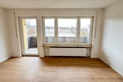 Wohnung Villingen-Schwenningen Schwenningen - 3.5 Zimmer, 80 m&sup2;, 800&euro; | Angebot:24674114