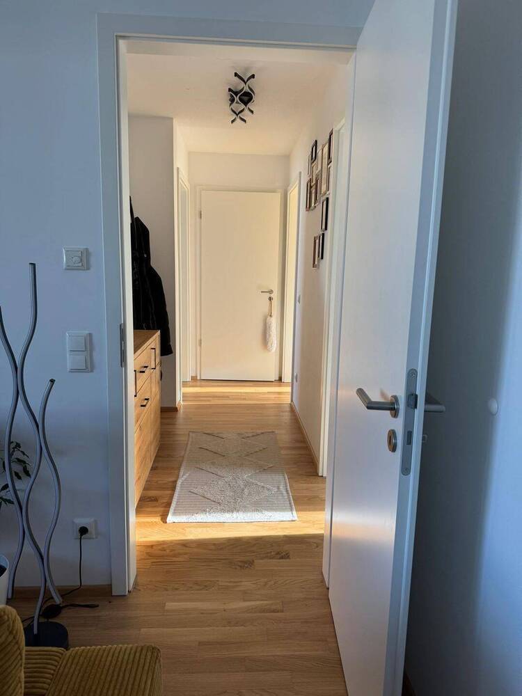 Helle 3-Zimmer-Wohnung mit Balkon!