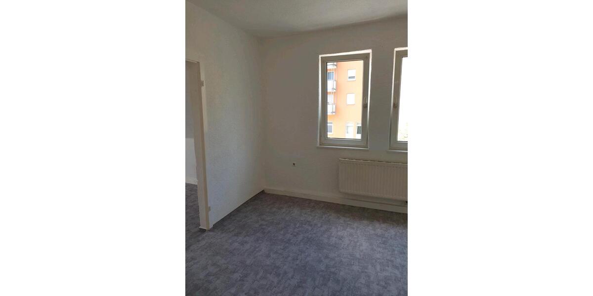 Etagenwohnung Sonneberg - 35 Zimmer, 95 m&sup2;, 800&euro; | Angebot:26254055